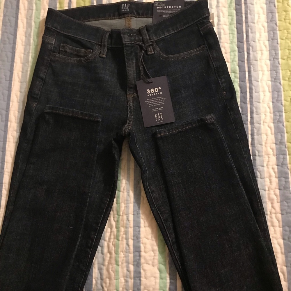 360 strech true skinny  (dark color )